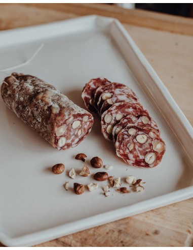 Saucisson sec pur porc aux noisettes entières